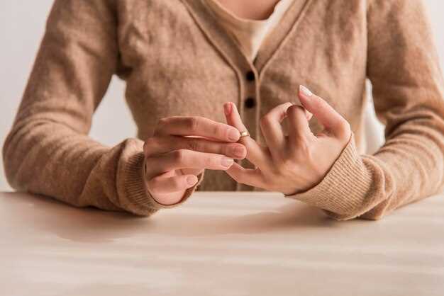 Симптомы и причины, по которым не растут ногти на руках у женщины
